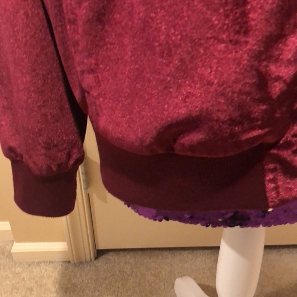 Jacket - Picture 5 of 5